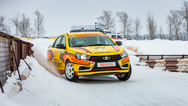 Тест-драйв самой "злой" Lada Vesta за 1,5 млн рублей (+видео)