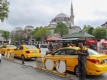 «В Стамбуле нравится все, кроме таксистов! Один наматывал круги, не открывал дверь. Я отказался платить, он угрожал полицией». Хавбек «Санкт-Паули III» Кагерманов о городе