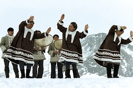 «Временная жена»: зачем эскимосы делятся супругами