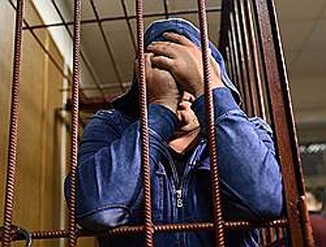 Денег в багажнике хватило на арест