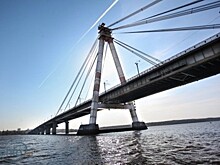 В Череповце два подростка бегали по перекрытиям Октябрьского моста