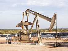 Эксперт повысил прогноз средней цены на нефть Brent