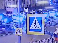 Уголовное дело возбудили против сбившего людей на остановке в Екатеринбурге