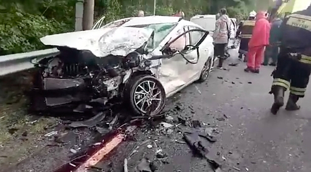 В Лазаревском районе произошло массовое ДТП (видео)