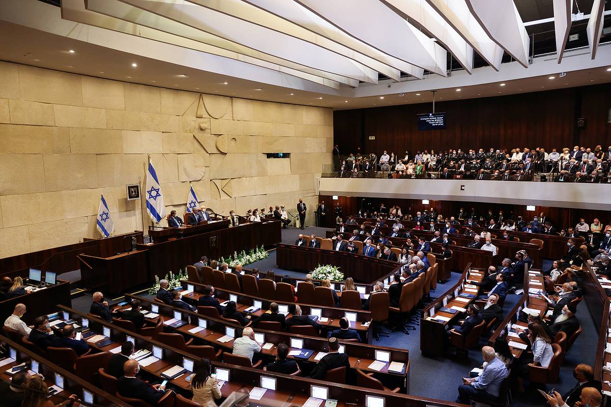 В военном кабмине Израиля призвали согласовать дату досрочных выборов в стране