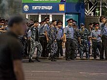 Силовики опечатали офис Атамбаева в Бишкеке