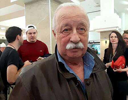 Кадры недели: Дочь Якубовича показала вокальные данные, на Ольгу Орлову напала собака