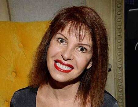 53-летняя Наталья Штурм доказала, что и без макияжа выглядит молодо
