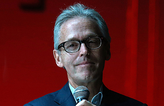 Умер основатель «Ведомостей» Дерк Сауэр