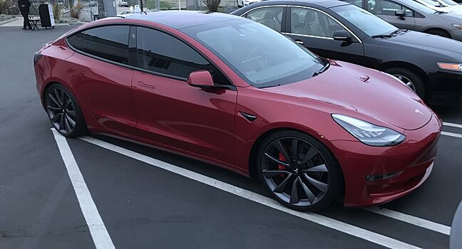 Tesla снизила расценки на Model 3 в Европе