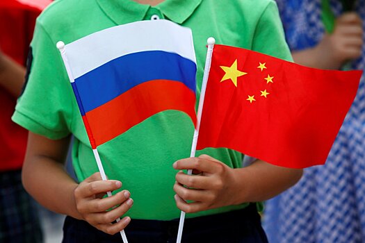 В ЕС заявили о мощном авторитарном альянсе России и Китая