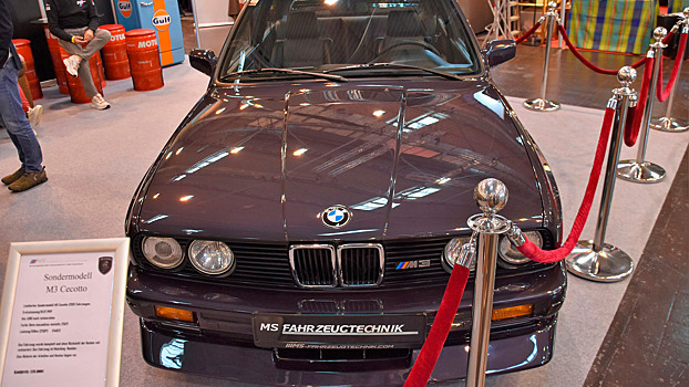 На аукцион выставлен экземпляр E30 BMW M3 Cecotto Edition 1989 года