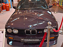 На аукцион выставлен экземпляр E30 BMW M3 Cecotto Edition 1989 года