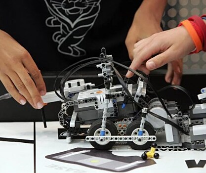 Школьники из Миасса отправились в Коста-Рику на международный фестиваль по робототехнике
