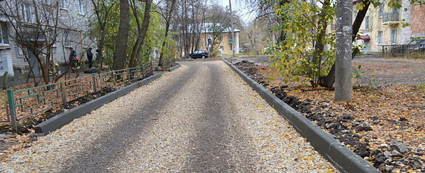 В Московском районе Нижнего Новгорода семь дворов благоустраивают по нацпроекту «Жилье и городская среда»