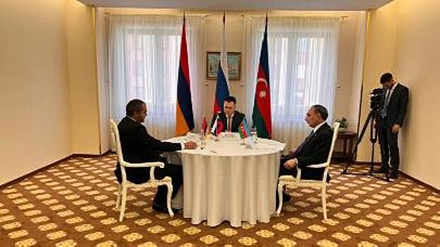 Генпрокуроры Армении, Азербайджана и России провели встречу в Минске