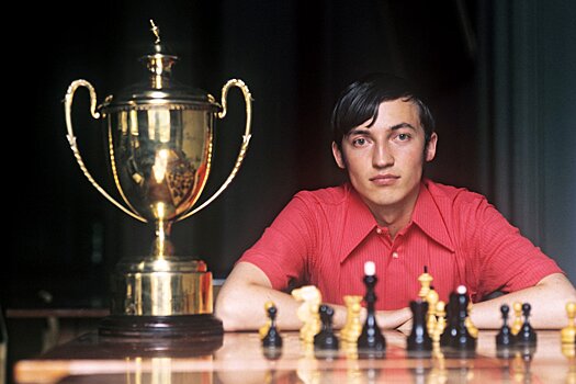 Великому шахматисту Анатолию Карпову исполнилось 70 лет — истории про 12-го чемпиона мира