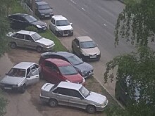 Виновник массовой аварии в Петербурге сбежал с места ДТП