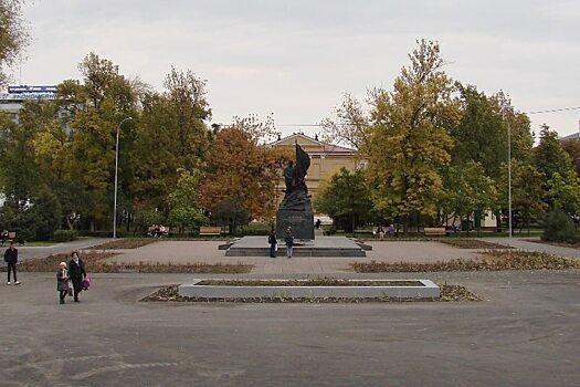 Саратовский краевед Жабкин рассказал про бомбоубежище в сквере музея Радищева
