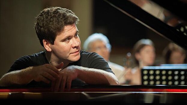 Пианист Денис Мацуев заразился коронавирусом