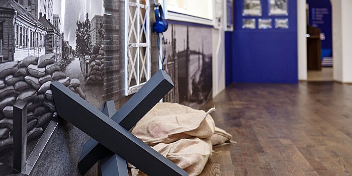 Во флагманском центре «Мои документы» ЮЗАО обновили выставку «Москва – с заботой об истории»