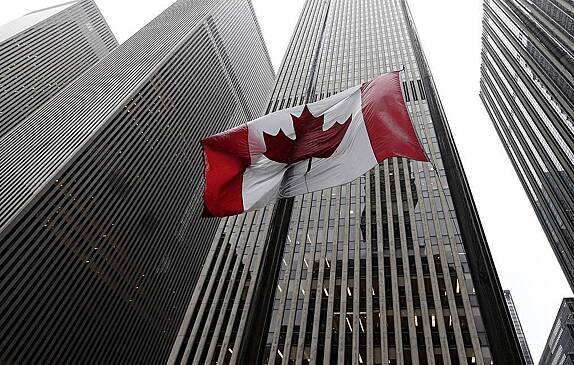 Канада ввела санкции против российских олигархов