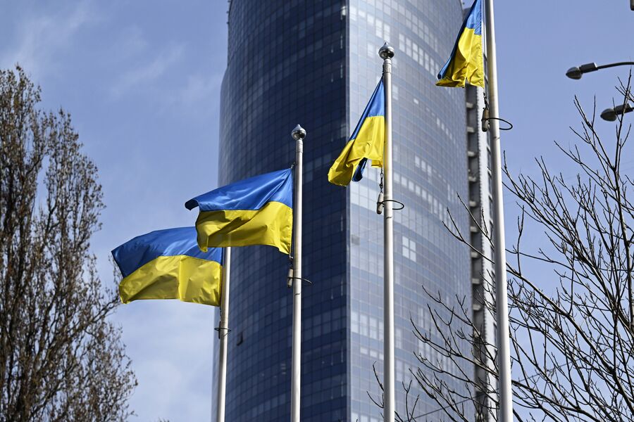 Иностранные кредиторы потребуют от Украины возобновить выплаты по госдолгу