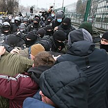Закрытие «Наш» и приезд Авакова: неонацист в Киеве готов спрыгнуть с четвертого этажа