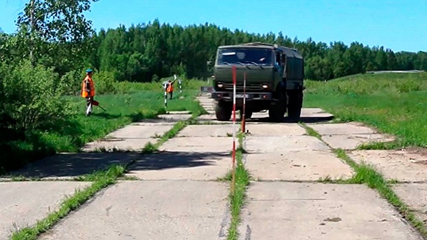 Под Тулой определились лучшие десантники-водители