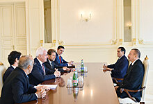 Президент Алиев провел переговоры с главой итальянской компании