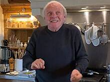 85-летний Энтони Хопкинс станцевал на кухне и восхитил фанатов