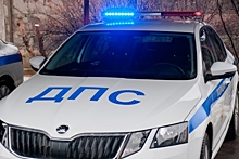 В Волгоградской области погиб водитель опрокинувшейся легковушки