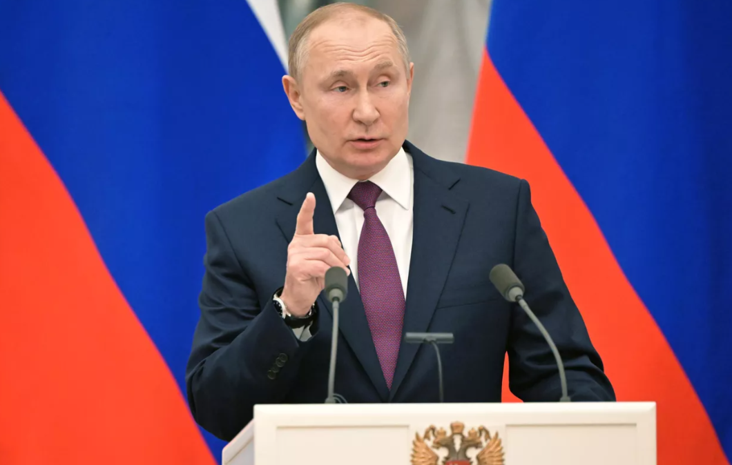 Путин призвал МВД не использовать практику «хватать и не пущать»