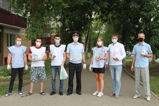 В Саранске по инициативе полицейских и членов Общественного совета прошла антинаркотическая акция «Чистый город! Здоровый город!»