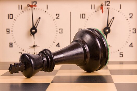 Американский шахматист победил мощный компьютер за 15 секунд — как такая скорость игры в шахматы вообще возможна?