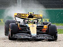 Гран-при Австралии Формулы-1 2023: дождь, проблемы с GPS, авария Бедрина, разворот Ферстаппена