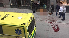 Полиция: два человека погибли при наезде грузовика на толпу в Стокгольме