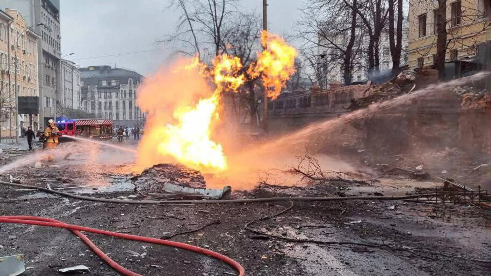 Песков рассказал о целях, которые ВС РФ поражают на Украине