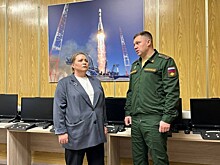 Актриса Светлана Пермякова встретилась с контрактниками в Едином пункте отбора на военную службу в Москве