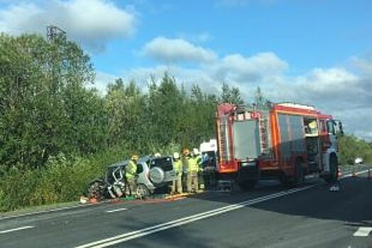 Два «Шевроле» столкнулись в Архангельске вблизи Цигломени