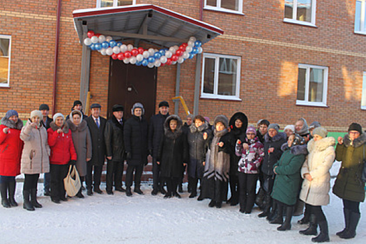 Сибирские селяне получили новое жилье
