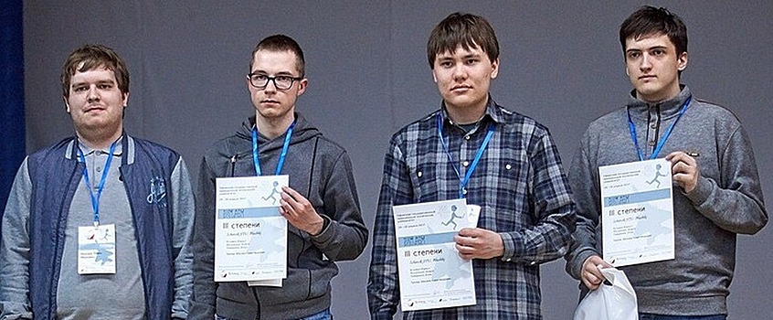 Команды ИжГТУ вышли в полуфинал Чемпионата мира по программированию