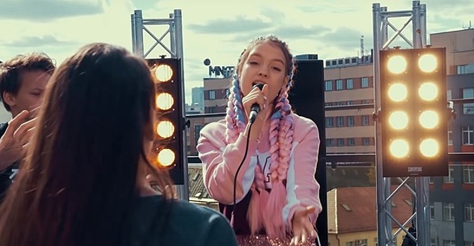 13-летняя россиянка показала клип на песню для "Детского Евровидения — 2018"