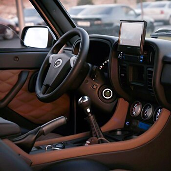 Выложенное в Сеть фото нового салона «Lada 4х4» оказалось подделкой