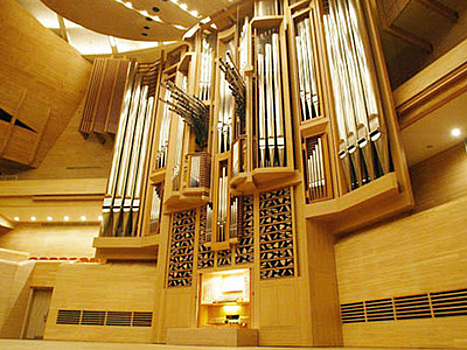 Дом музыки приглашает на органный вечер Баха