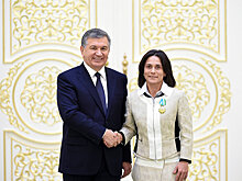 Шавкат Мирзиёев вручил государственные награды