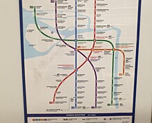 В новой схеме петербургского метро перестали указывать «коричневую» линию и продолжение Правобережной