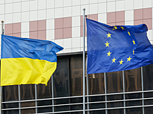 Аналитик предупредил об уничтожении ЕС из-за помощи Украине