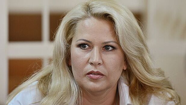 В Петербурге потребовали закрыть выставку Васильевой