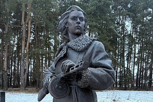 Под Ярославлем открыли памятник Герою Советского Союза Елене Колесовой